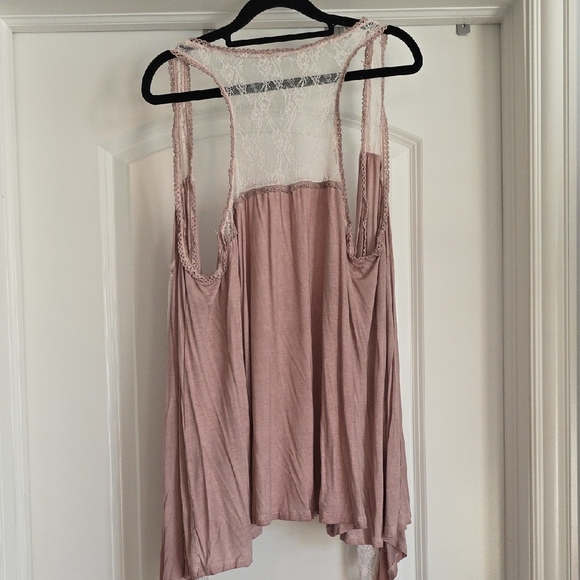 NWOT POL Large Blush/Dusty Rose Lace Detail Top/Vest - Picture 3 of 8